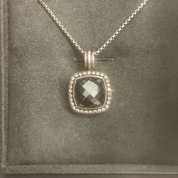 David Yurman Albion pendant necklace with box chain